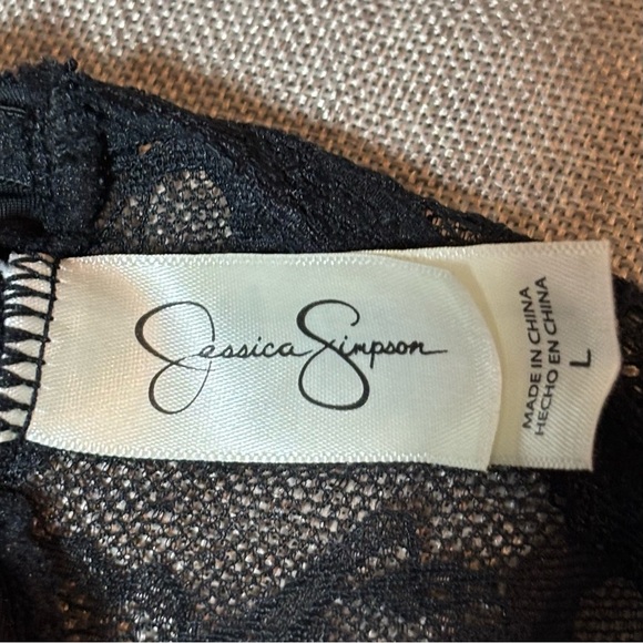 2/$30 Jessica Simpson ‘s Padded Lace T- Strap Bralette Size L - Picture 5 of 6
